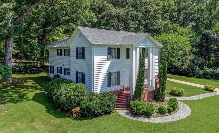 851 lake drive eden brook knoll.jpg