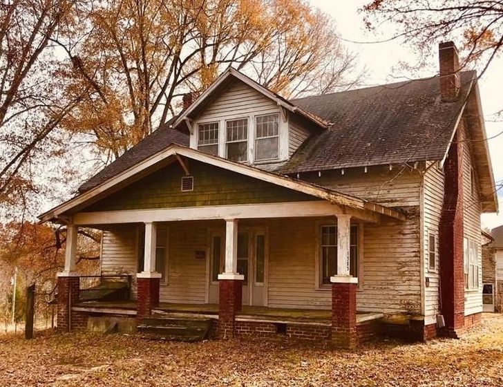 1305 robbins road wallburg.jpg