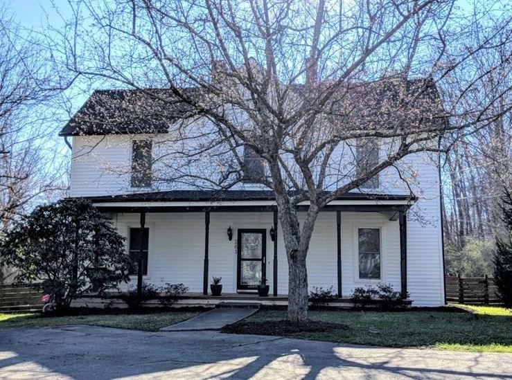 261 surry avenue elkin.jpg