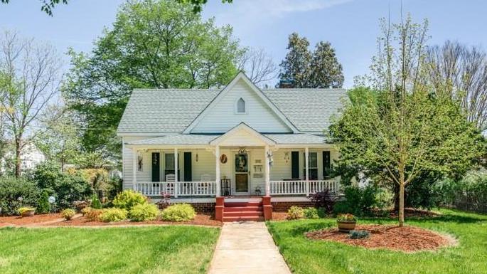 854 main street mocksville.jpg