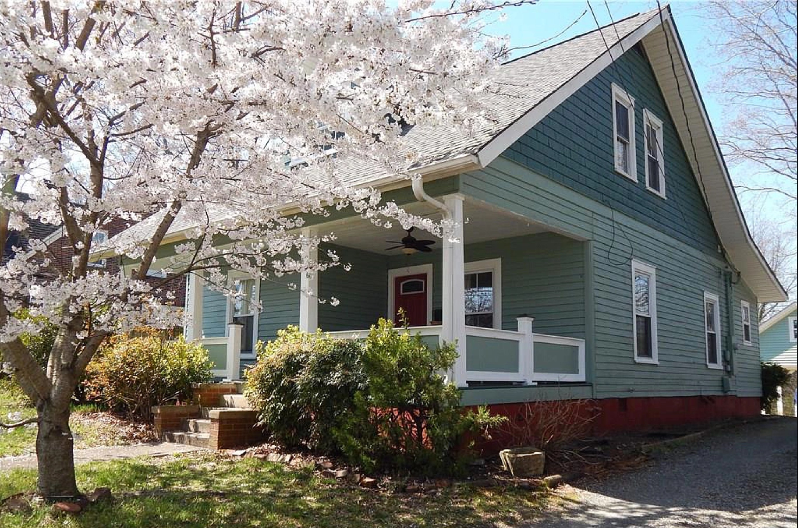 606 rockford street mount aity.jpg