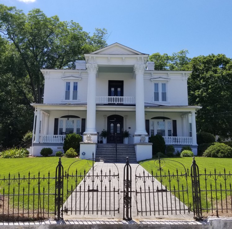 310 s. main street reidsville v2.jpg