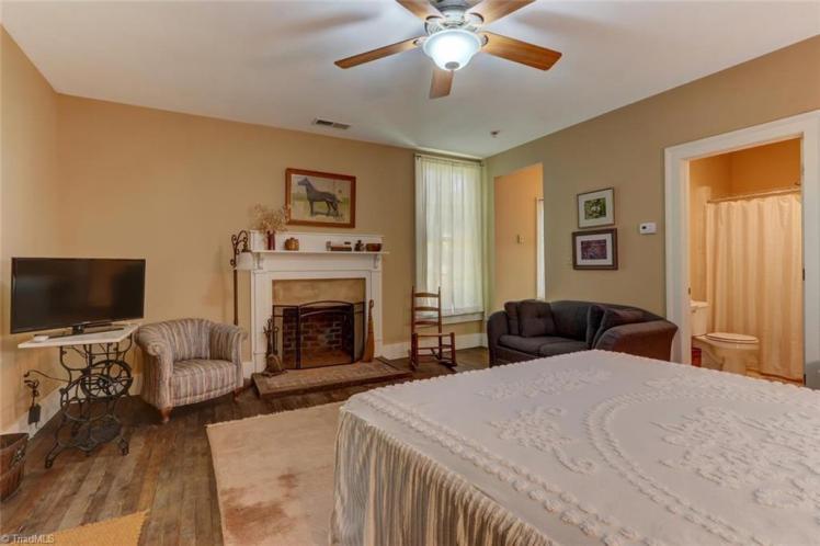 312 s. main street reidsville BR 3.jpg