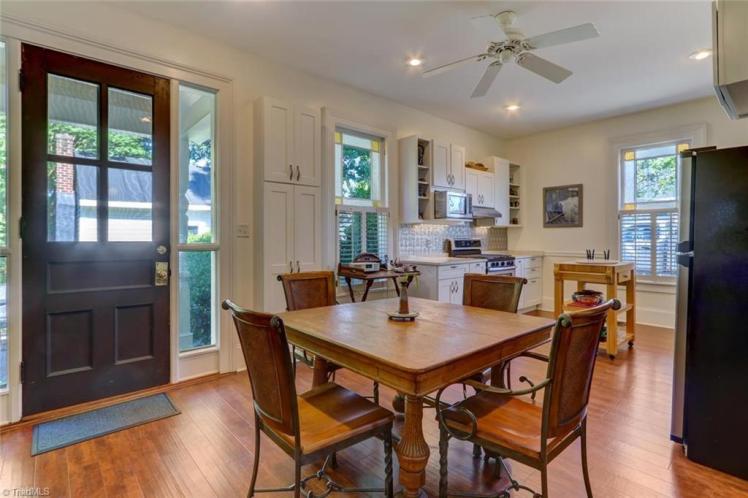 312 s. main street reidsville kitchen.jpg