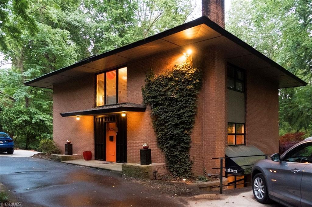 3256 robinhood road winston.jpg