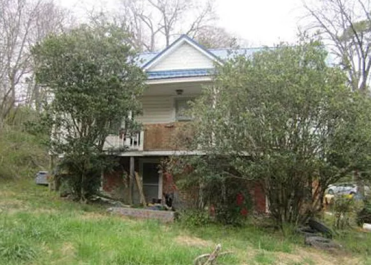 227 e. bend street franklinville.png