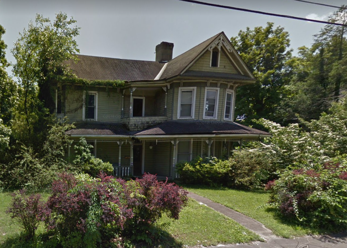 359 w. pine street mount airy.png