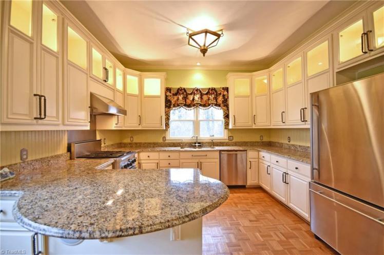 508 n. hunter street madison kitchen 1.jpg