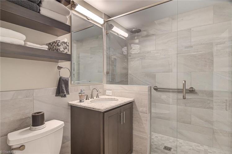 294 west end boulevard bath.jpg