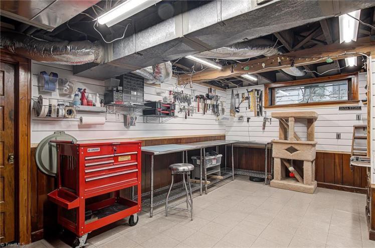 294 west end boulevard winston basement.jpg