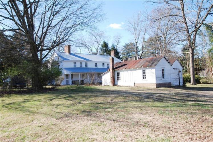 clemmons outbuilding