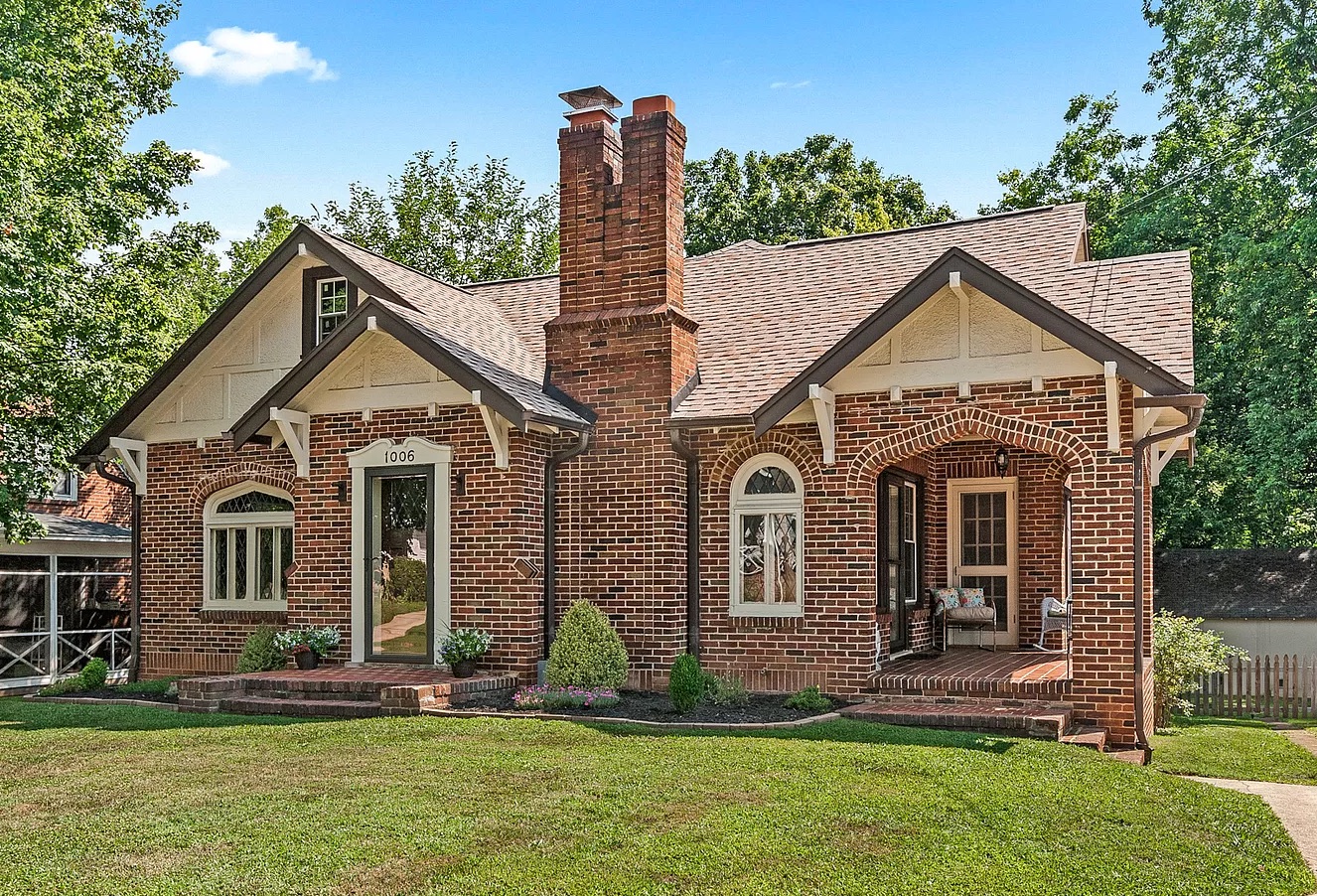 1006 n hamilton street high point.jpg