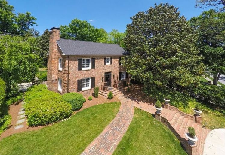 310 country club drive.jpg