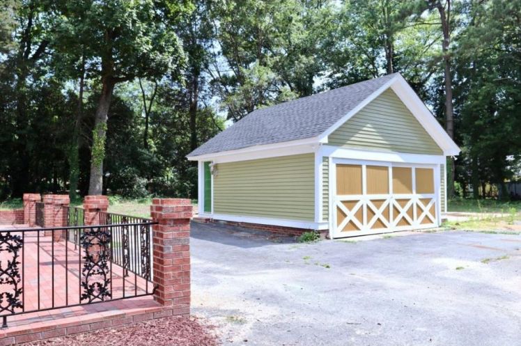 515 church street garage.jpg