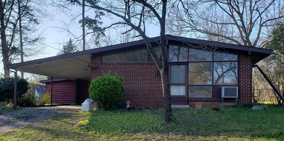 4302 halifax road.jpg